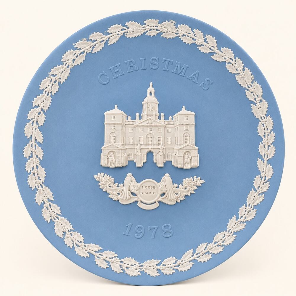 Wedgwood Jasperware Christmas Plate 1978 Horse Guards Original Box